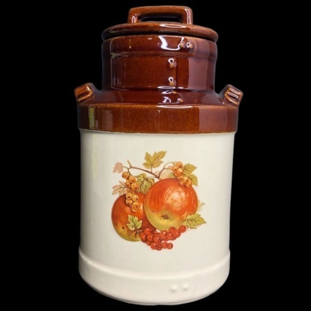 VTG McCoy Pottery Milk Canister #332 in EUC